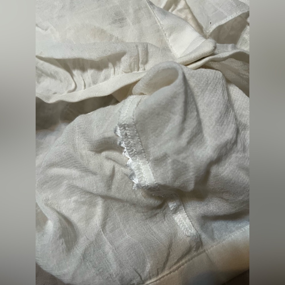 H&M Sheer White Ruffled Blouse - Picture 5 of 6